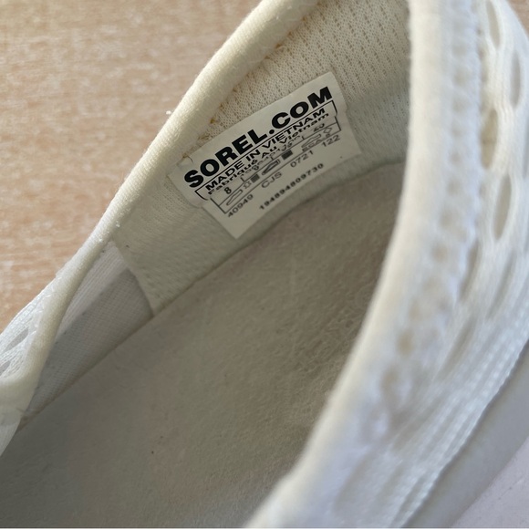 Sorel White tennis shoes - Picture 4 of 4